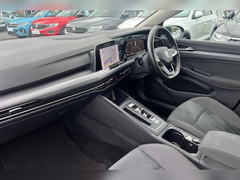 Used Volkswagen Golf 2021 for sale - 75838607: Photo
