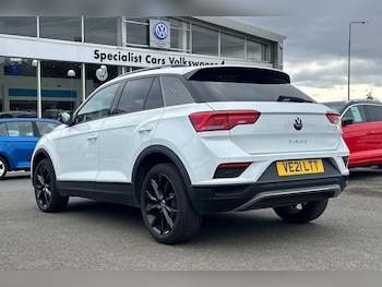 Used Volkswagen T-Roc 2021 for sale - 75858372: Photo