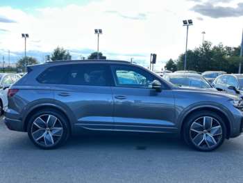Used Volkswagen Touareg 2024 for sale - 75414702: Photo