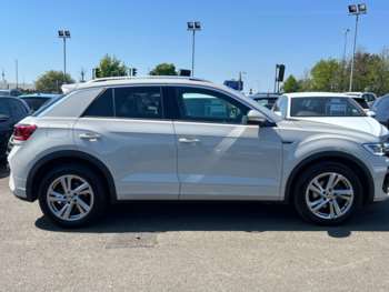 Used Volkswagen T-Roc 2023 for sale - 74958521: Photo