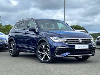 (24) - Facelift 1.5 TSI R-Line EVO DSG 5-Door