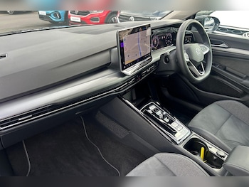 Used Volkswagen Golf 2025 for sale - 75634492: Photo