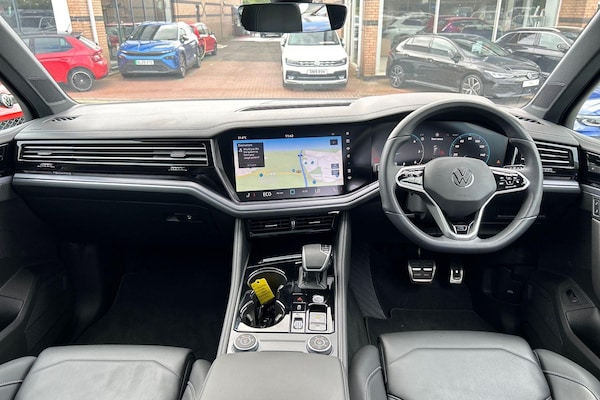 Used Volkswagen Touareg 2024 for sale - 75280606: Photo 10