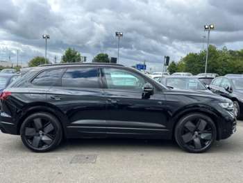 Used Volkswagen Touareg 2024 for sale - 75280606: Photo