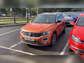 2019 (19) - 2.0 TDI R-Line 5dr