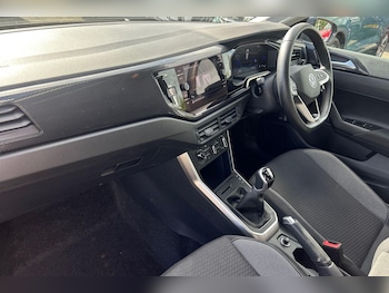 Used Volkswagen Polo 2024 for sale - 75883586: Photo