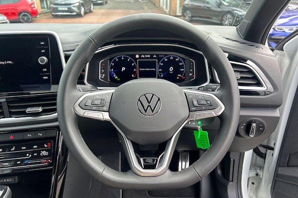 Used Volkswagen T-Roc for sale - 76260485: Photo 13