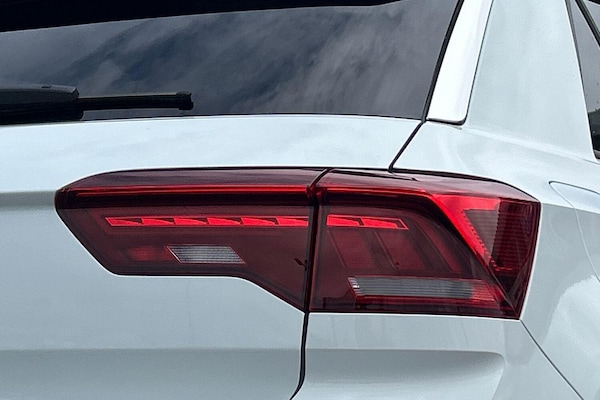 Used Volkswagen T-Roc for sale - 76260485: Photo 19