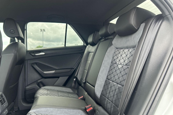 Used Volkswagen T-Roc for sale - 76260485: Photo 9