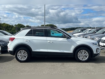 Used Volkswagen T-Roc 2022 for sale - 75414366: Photo