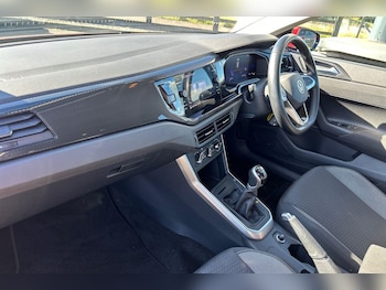 Used Volkswagen Polo 2022 for sale - 76021093: Photo 2