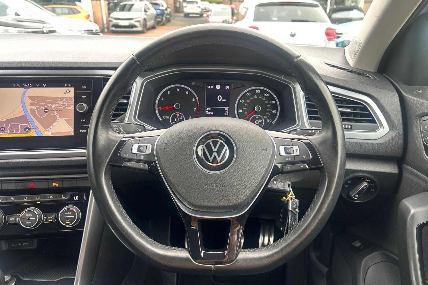 Used Volkswagen T-Roc 2022 for sale - 75915880: Photo 13