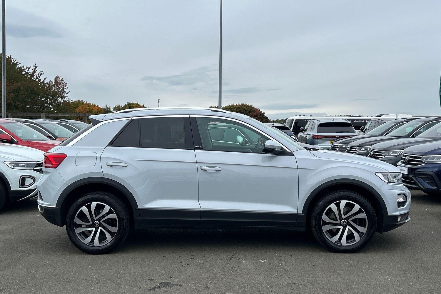 Used Volkswagen T-Roc 2022 for sale - 75915880: Photo 4