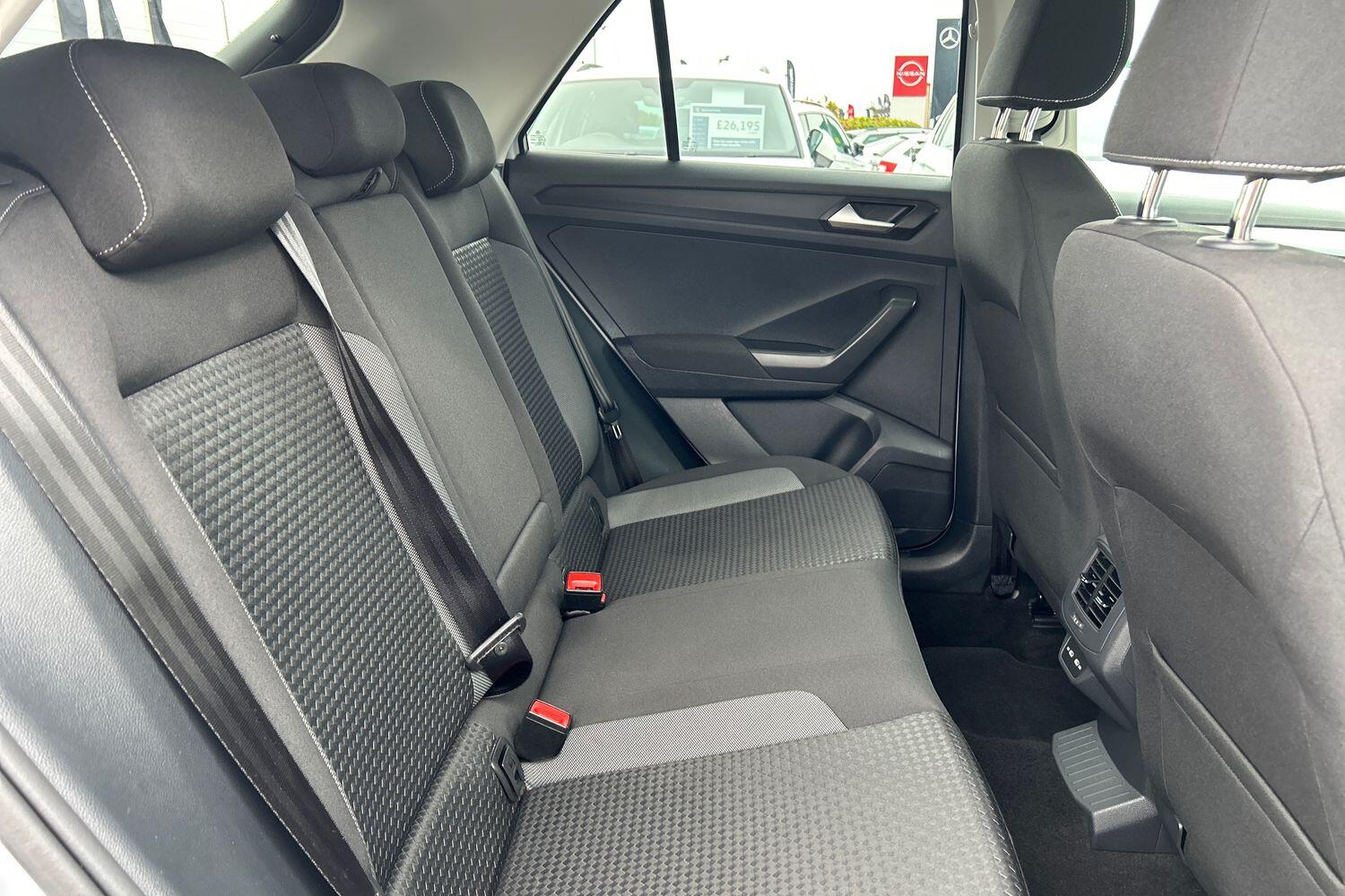 Used Volkswagen T-Roc 2022 for sale - 75915880: Photo 9