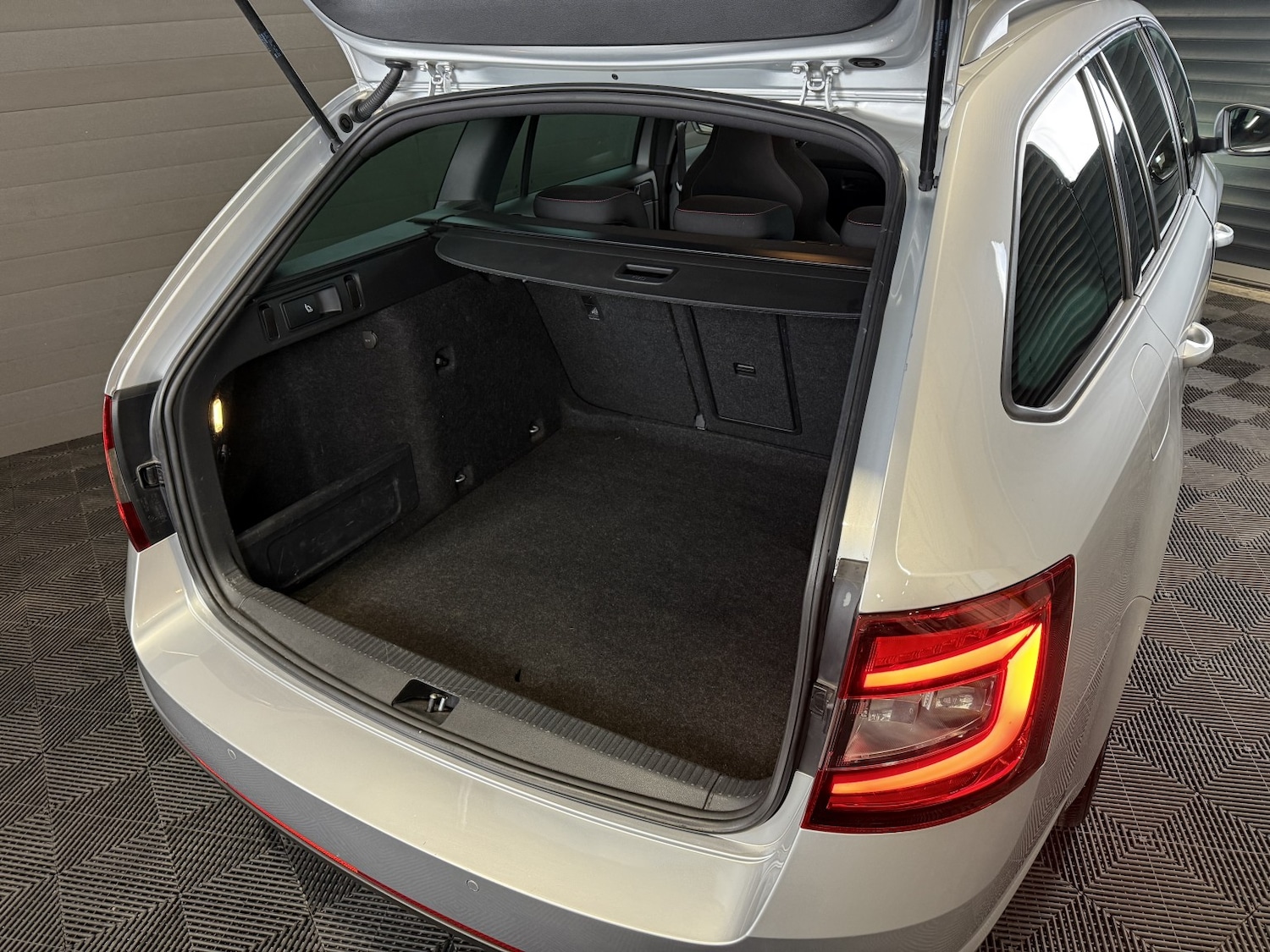 Used Skoda Octavia 2017 for sale - 77643692: Photo 37