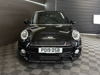 Used MINI Hatch 2019 for sale - 79476651: Photo