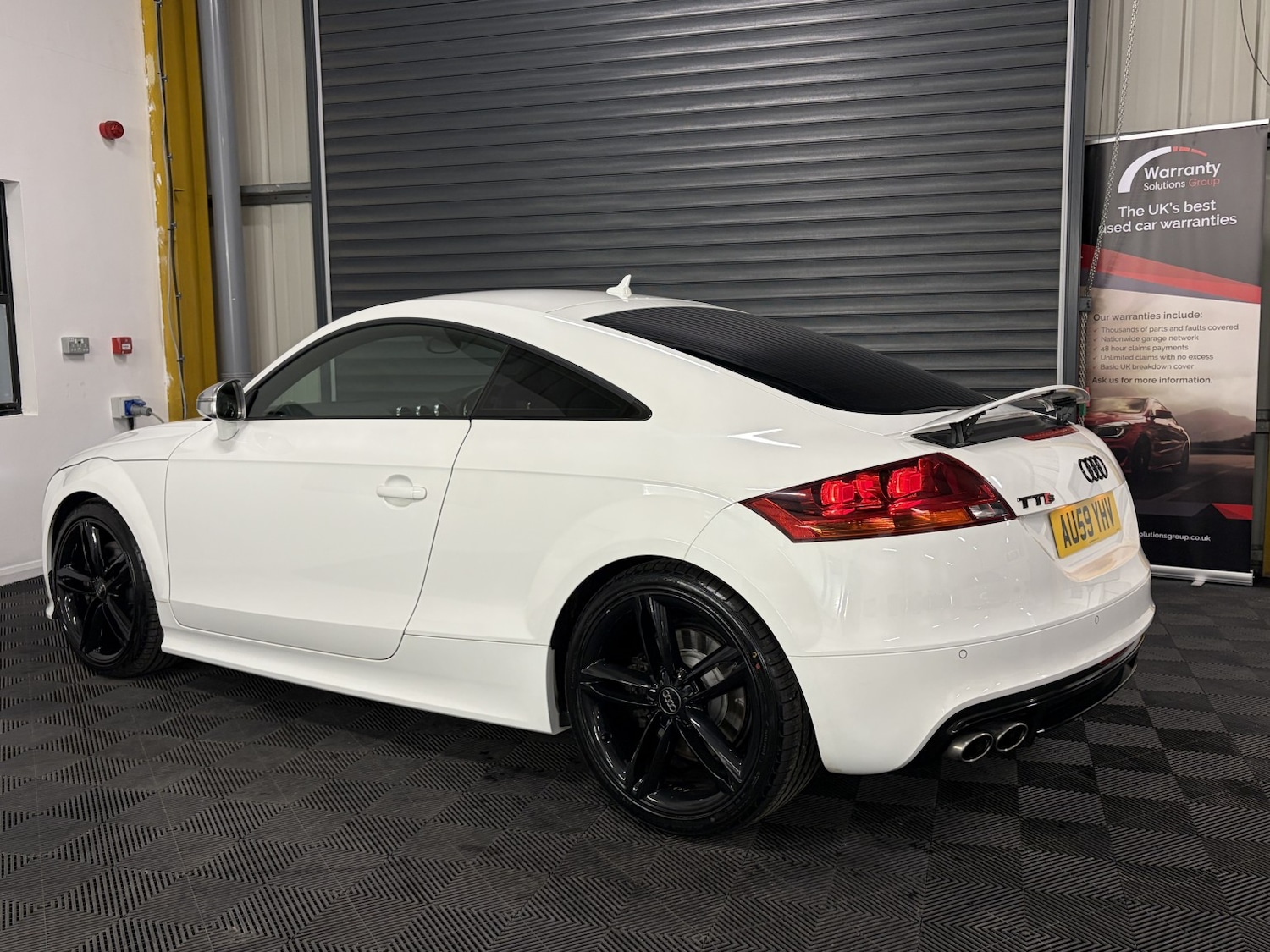 Used Audi TTS 2009 for sale - 77201323: Photo 17