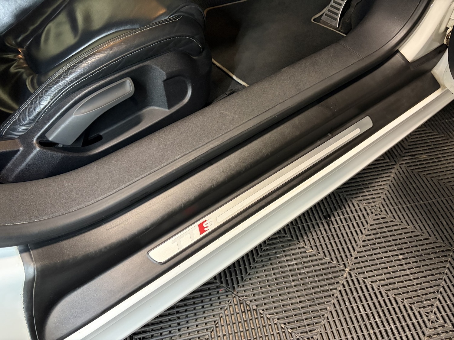 Used Audi TTS 2009 for sale - 77201323: Photo 27