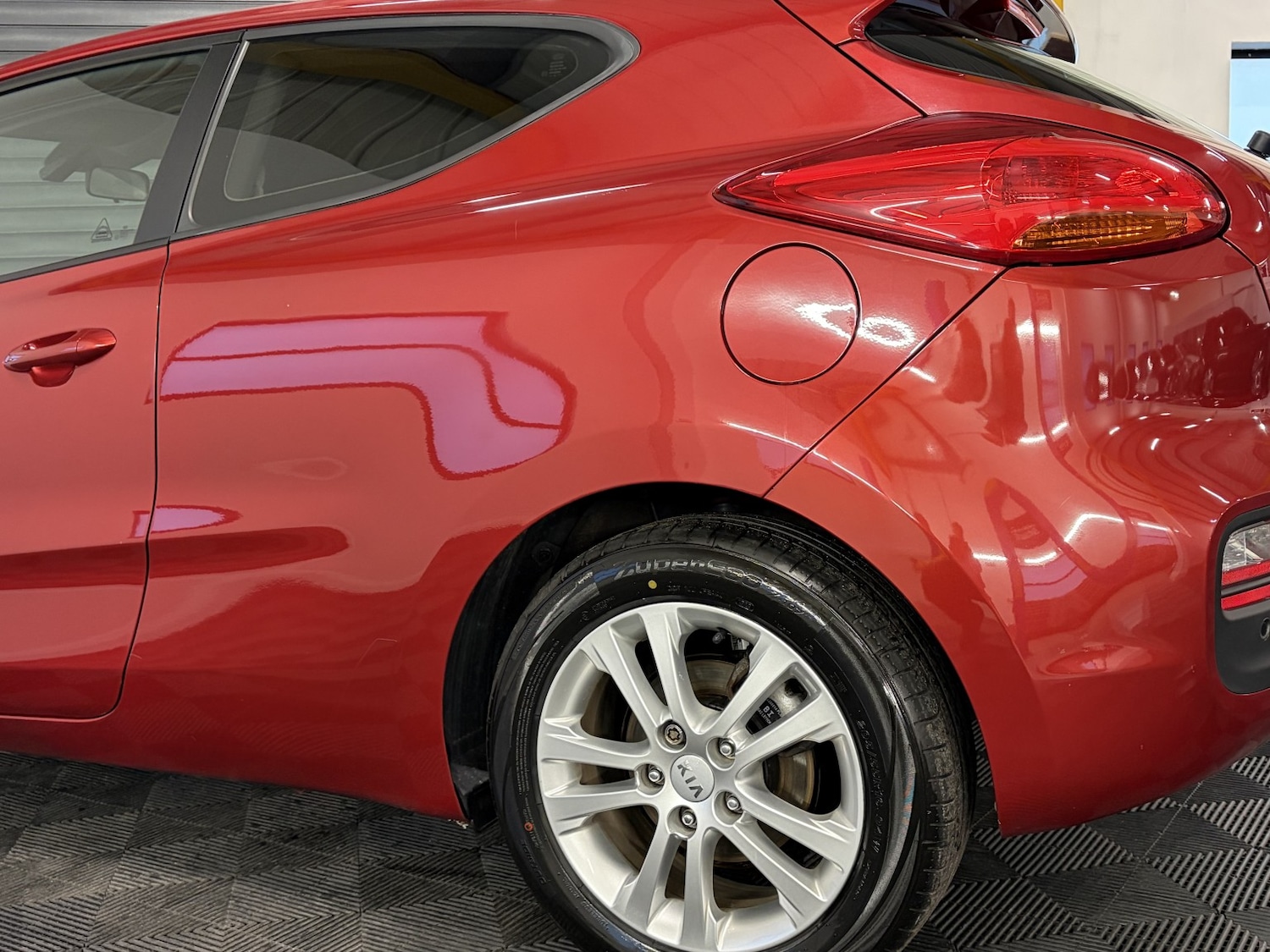 Used Kia Pro Ceed 2014 for sale - 76687136: Photo 14