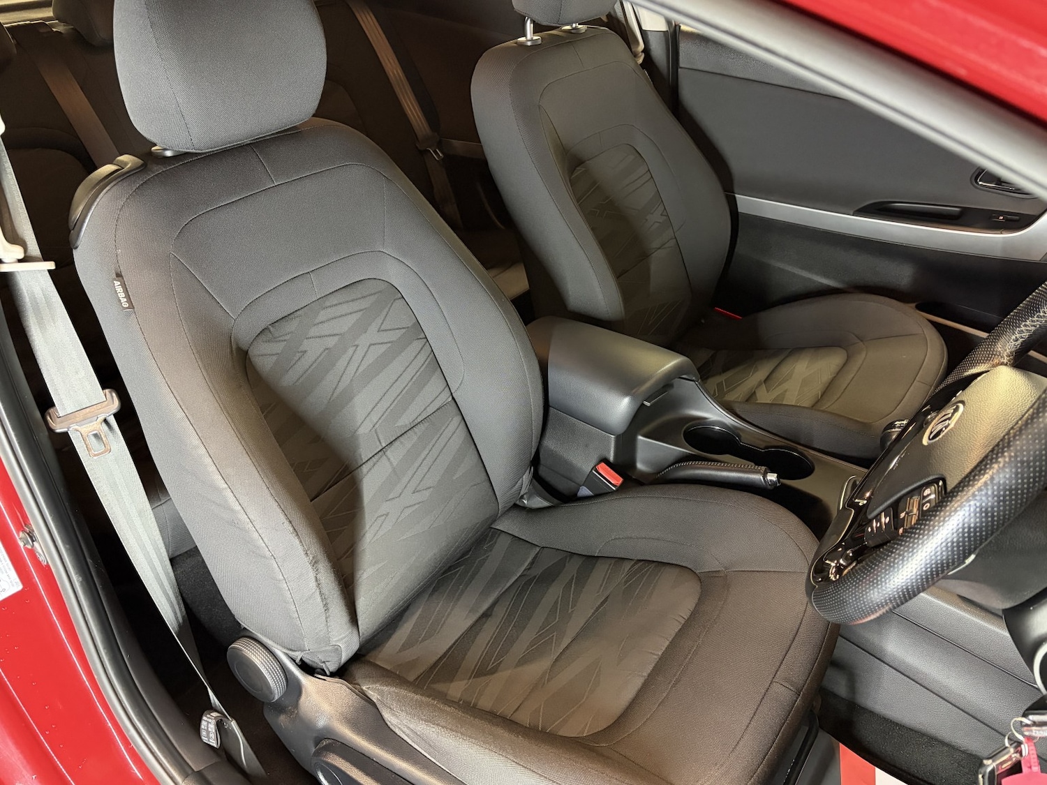 Used Kia Pro Ceed 2014 for sale - 76687136: Photo 24