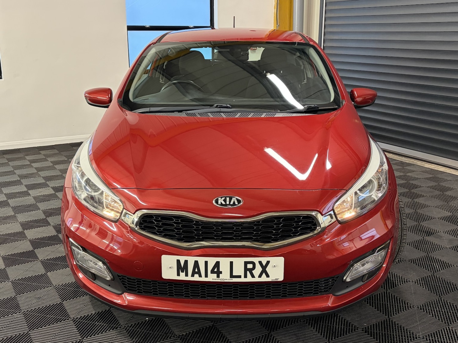 Used Kia Pro Ceed 2014 for sale - 76687136: Photo 3