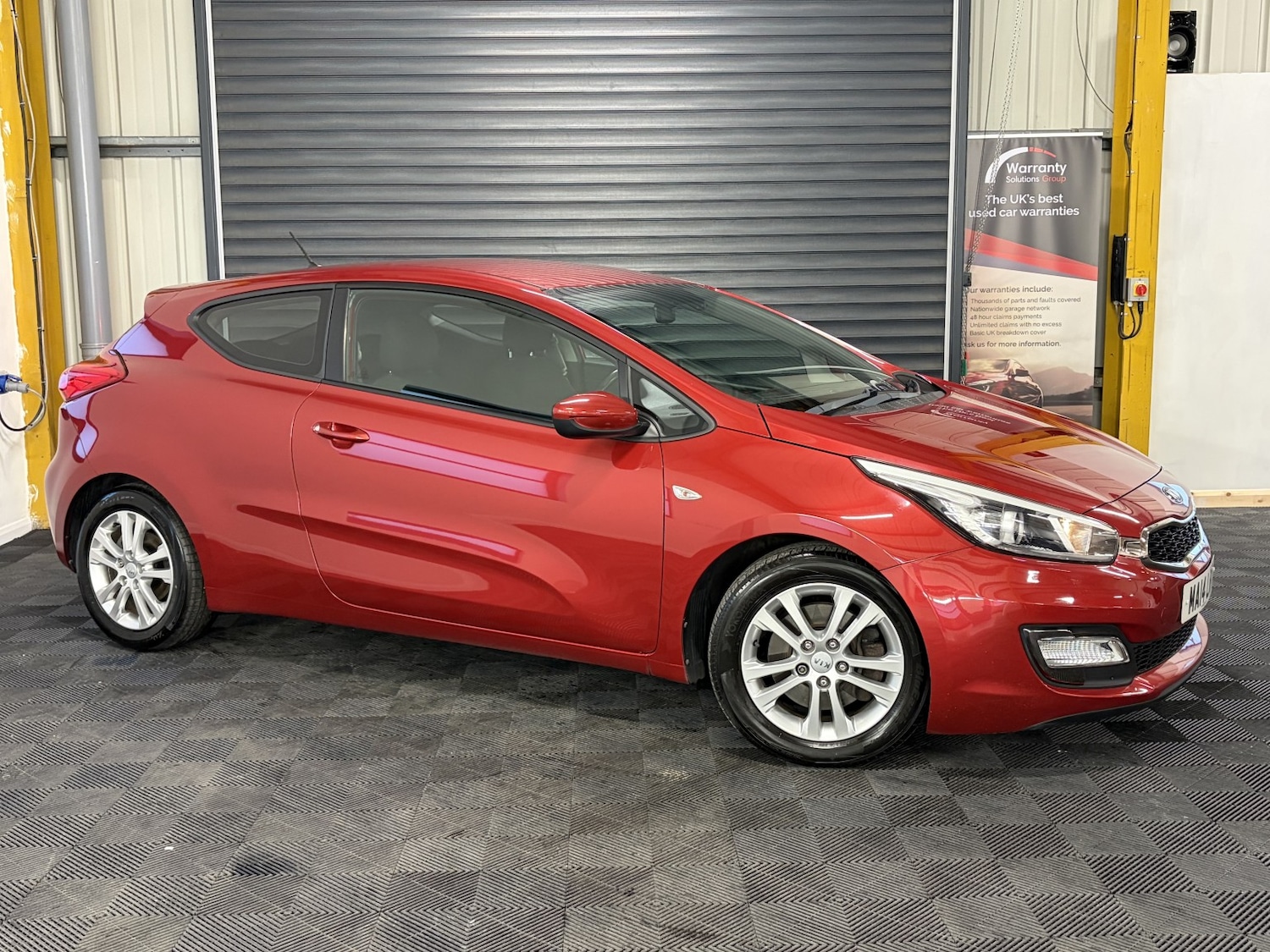 Used Kia Pro Ceed 2014 for sale - 76687136: Photo 4