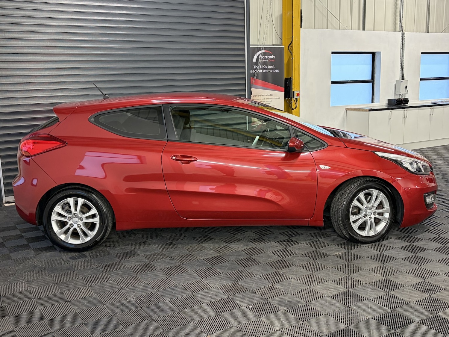 Used Kia Pro Ceed 2014 for sale - 76687136: Photo 5