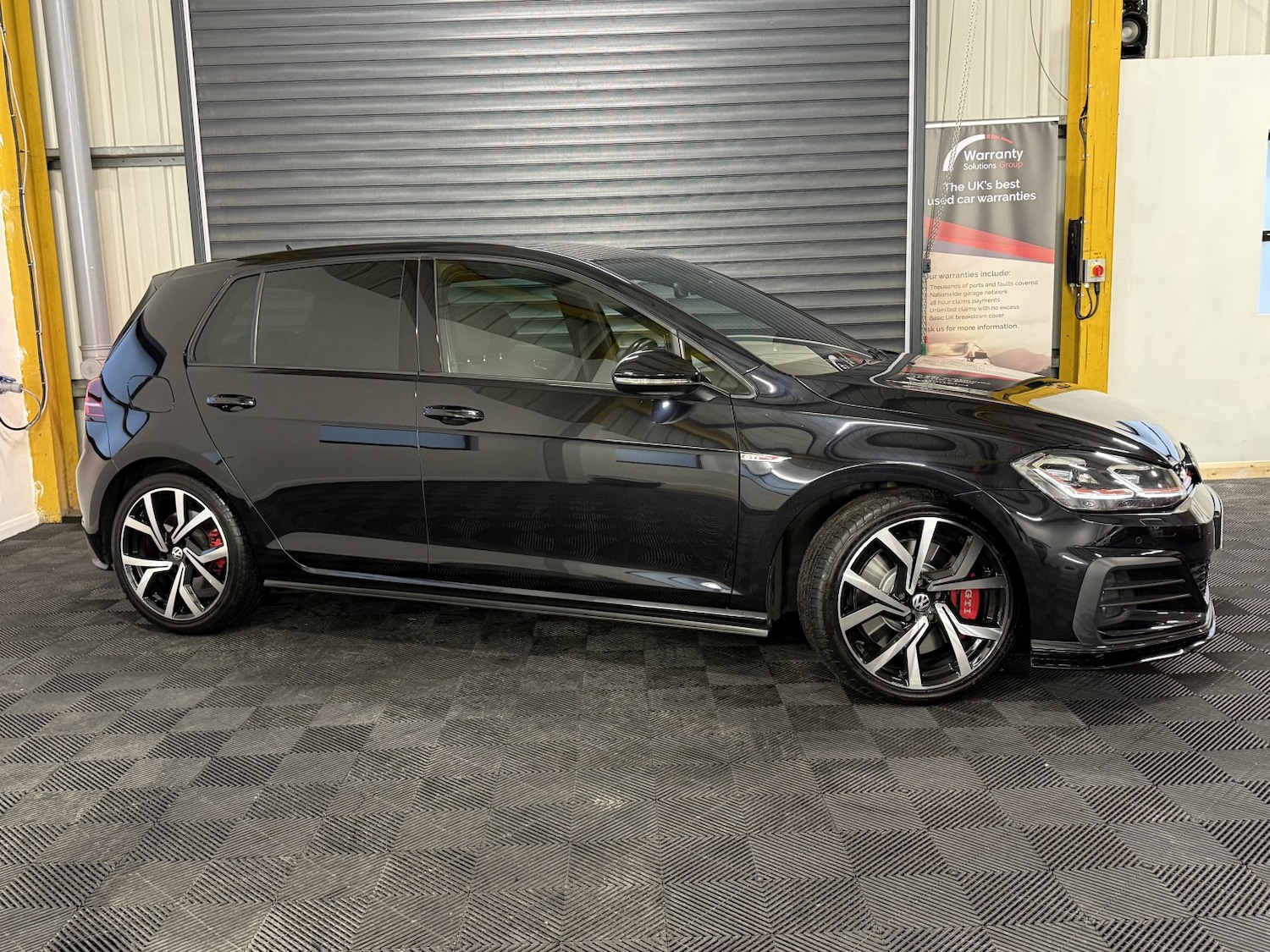 Used Volkswagen Golf 2017 for sale - 76725725: Photo 13