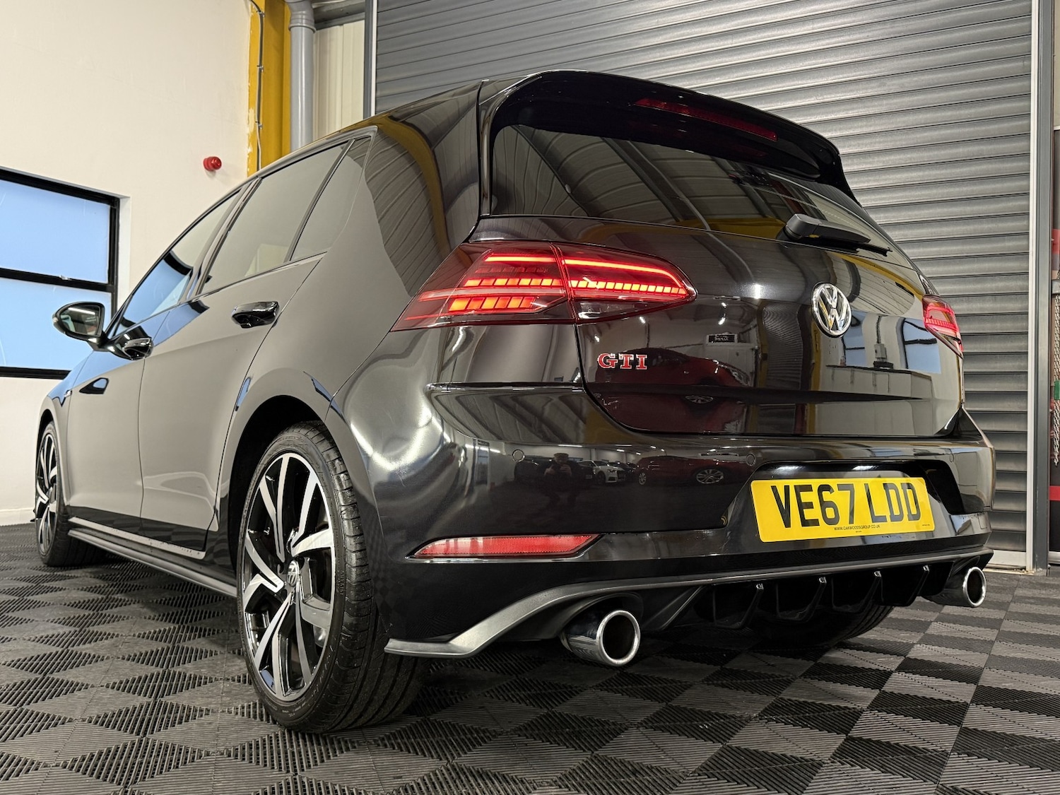 Used Volkswagen Golf 2017 for sale - 76725725: Photo 18