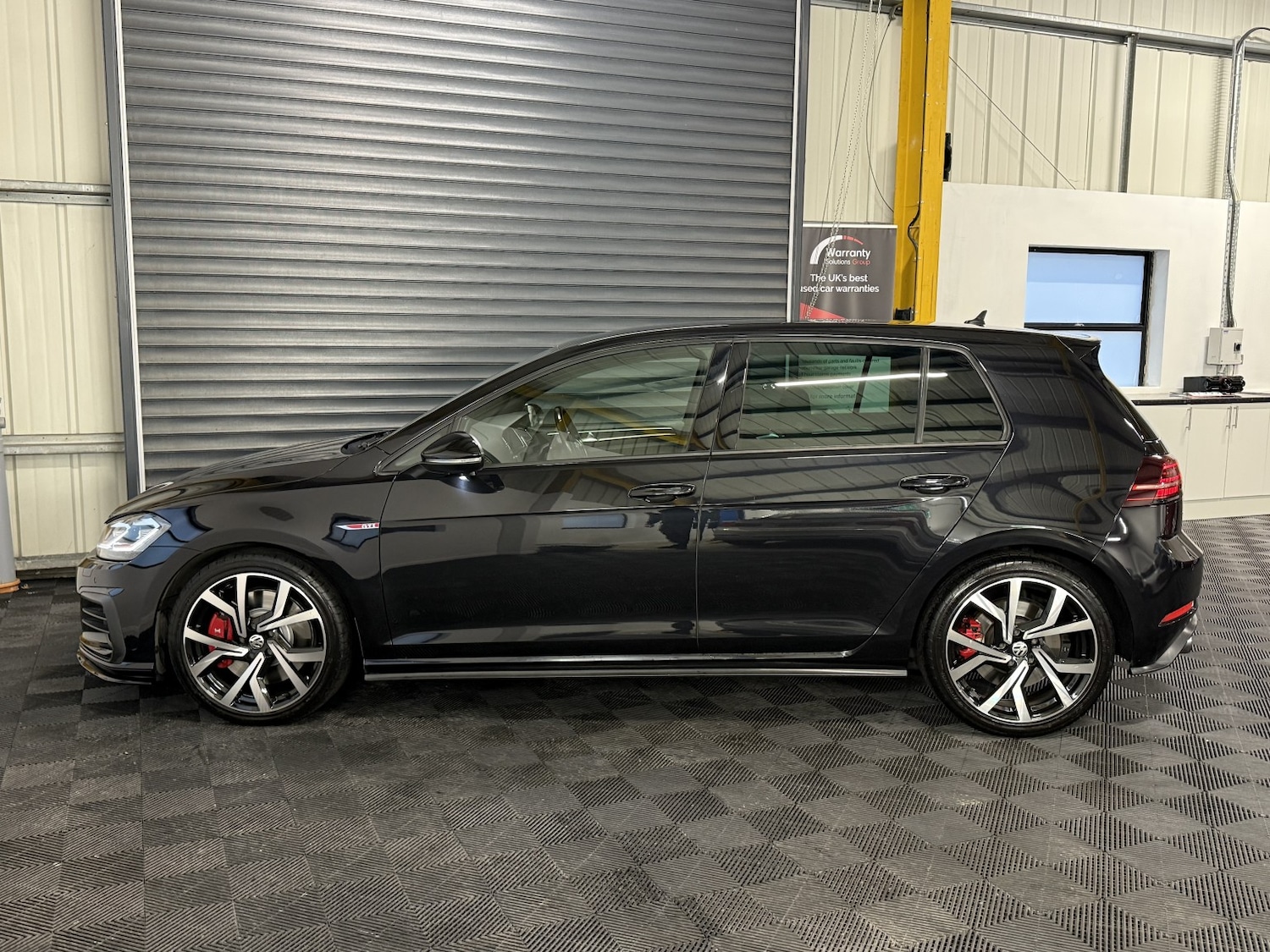 Used Volkswagen Golf 2017 for sale - 76725725: Photo 20