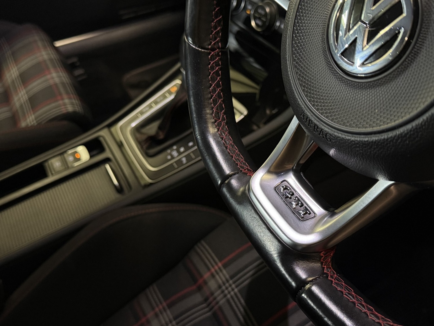 Used Volkswagen Golf 2017 for sale - 76725725: Photo 23