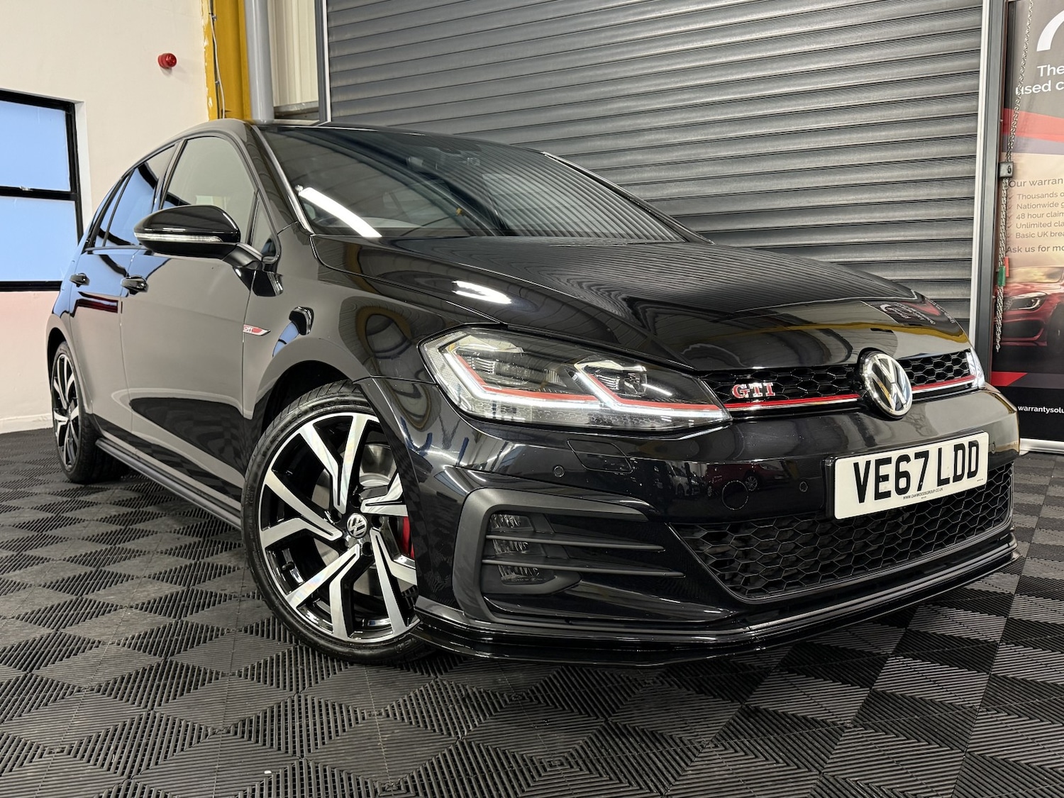 Used Volkswagen Golf 2017 for sale - 76725725: Photo 6