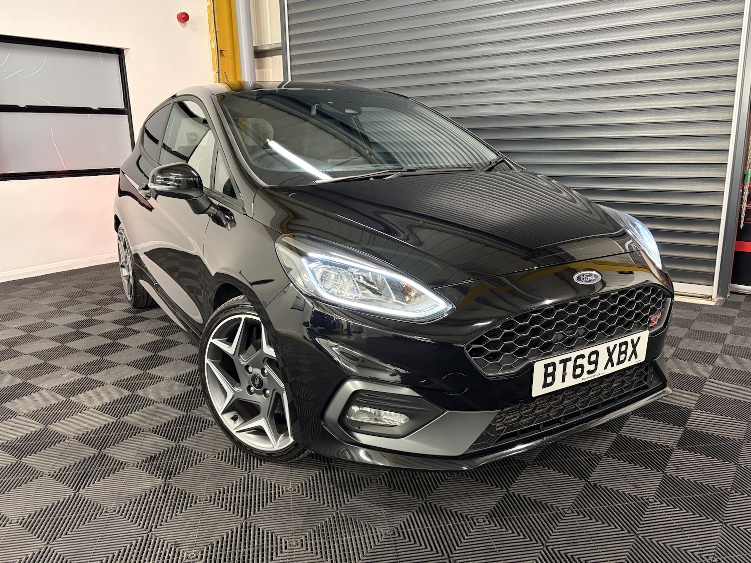 Used Ford Fiesta 2019 for sale - 77045372: Photo 2