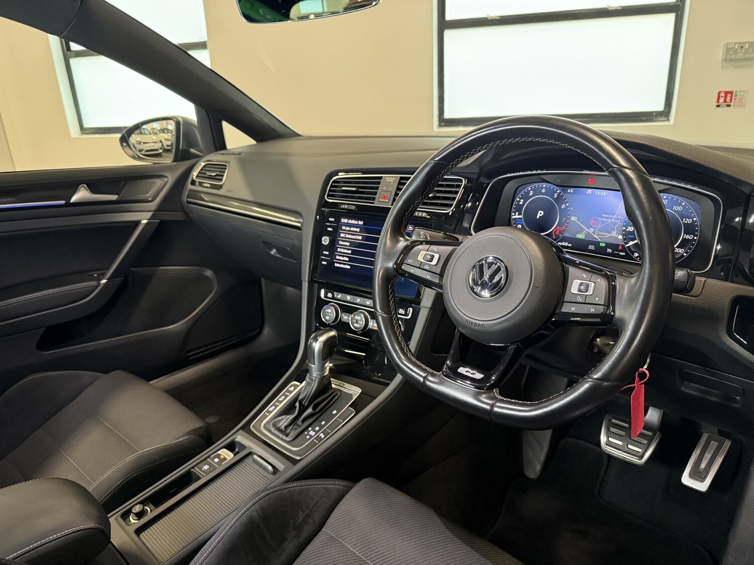 Used Volkswagen Golf 2018 for sale - 76605857: Photo 24