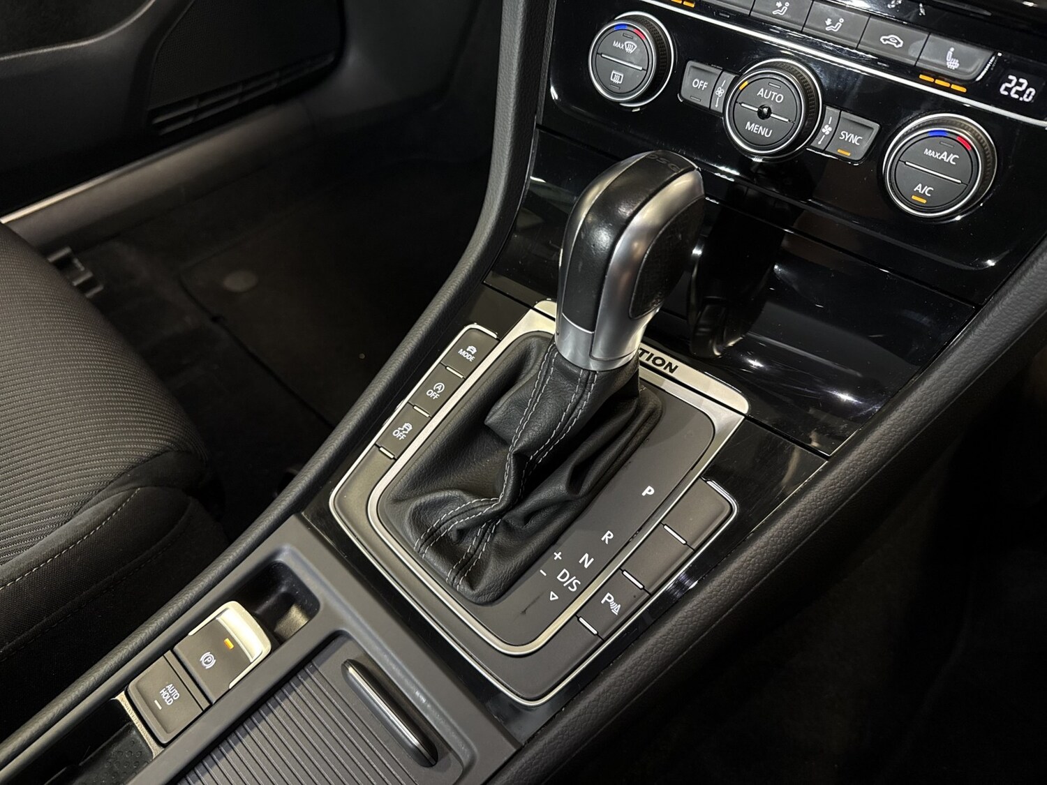 Used Volkswagen Golf 2018 for sale - 76605857: Photo 33