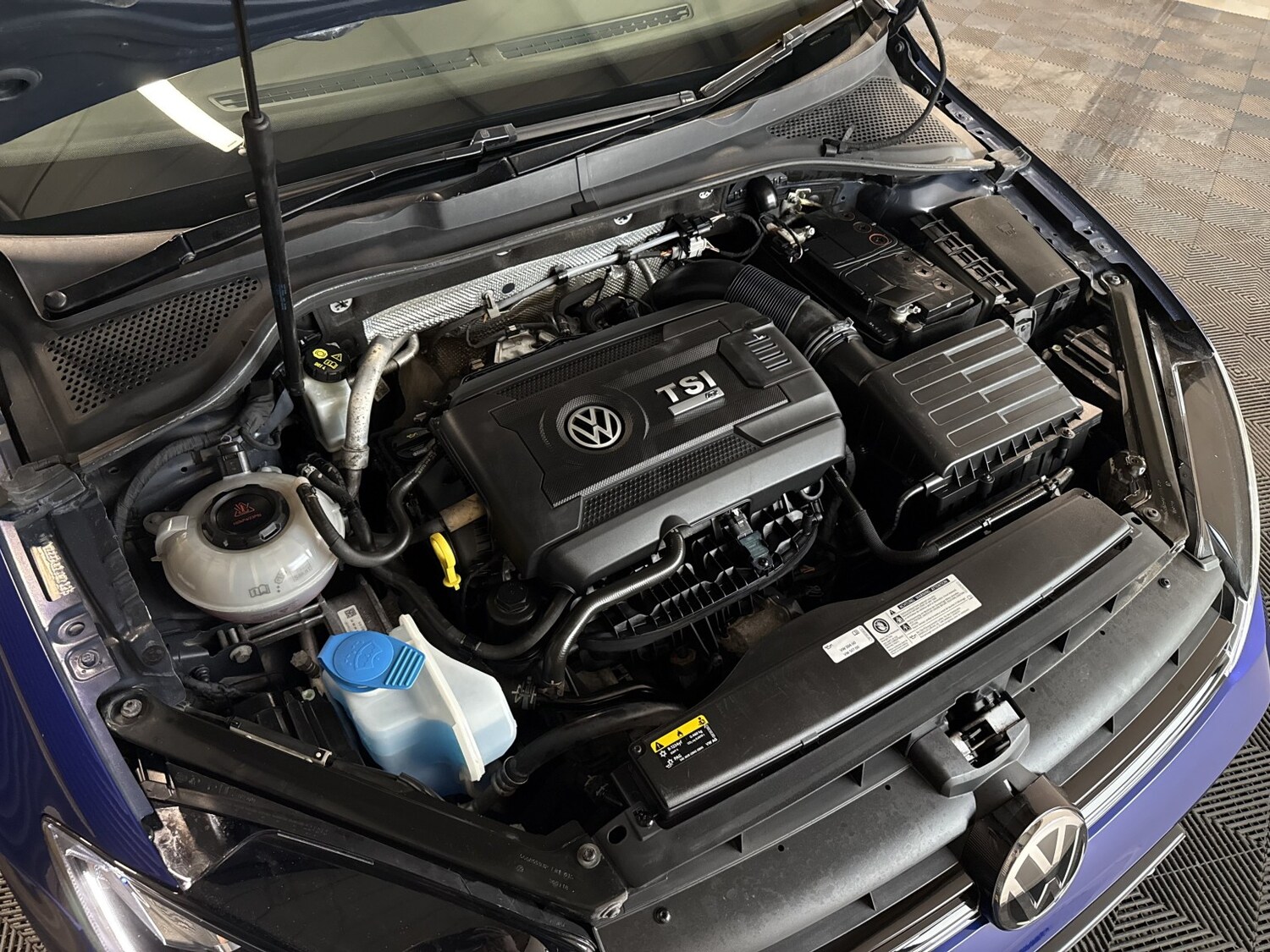 Used Volkswagen Golf 2018 for sale - 76605857: Photo 40