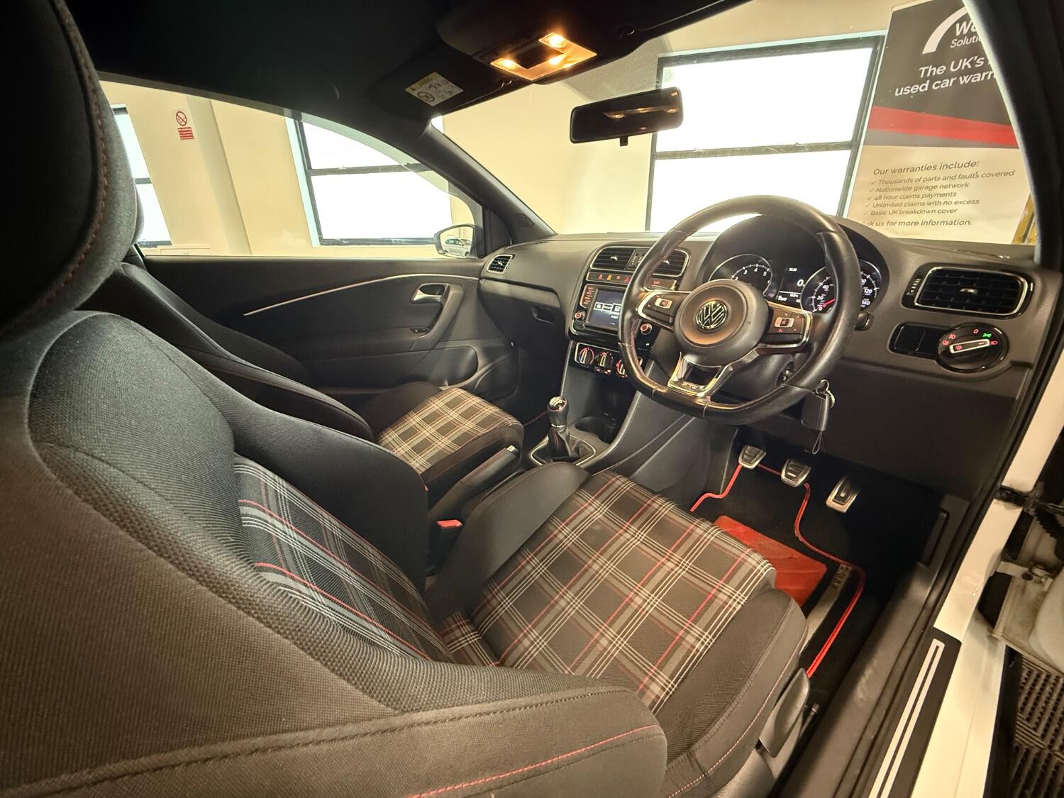 Used Volkswagen Polo 2015 for sale - 76605924: Photo 31