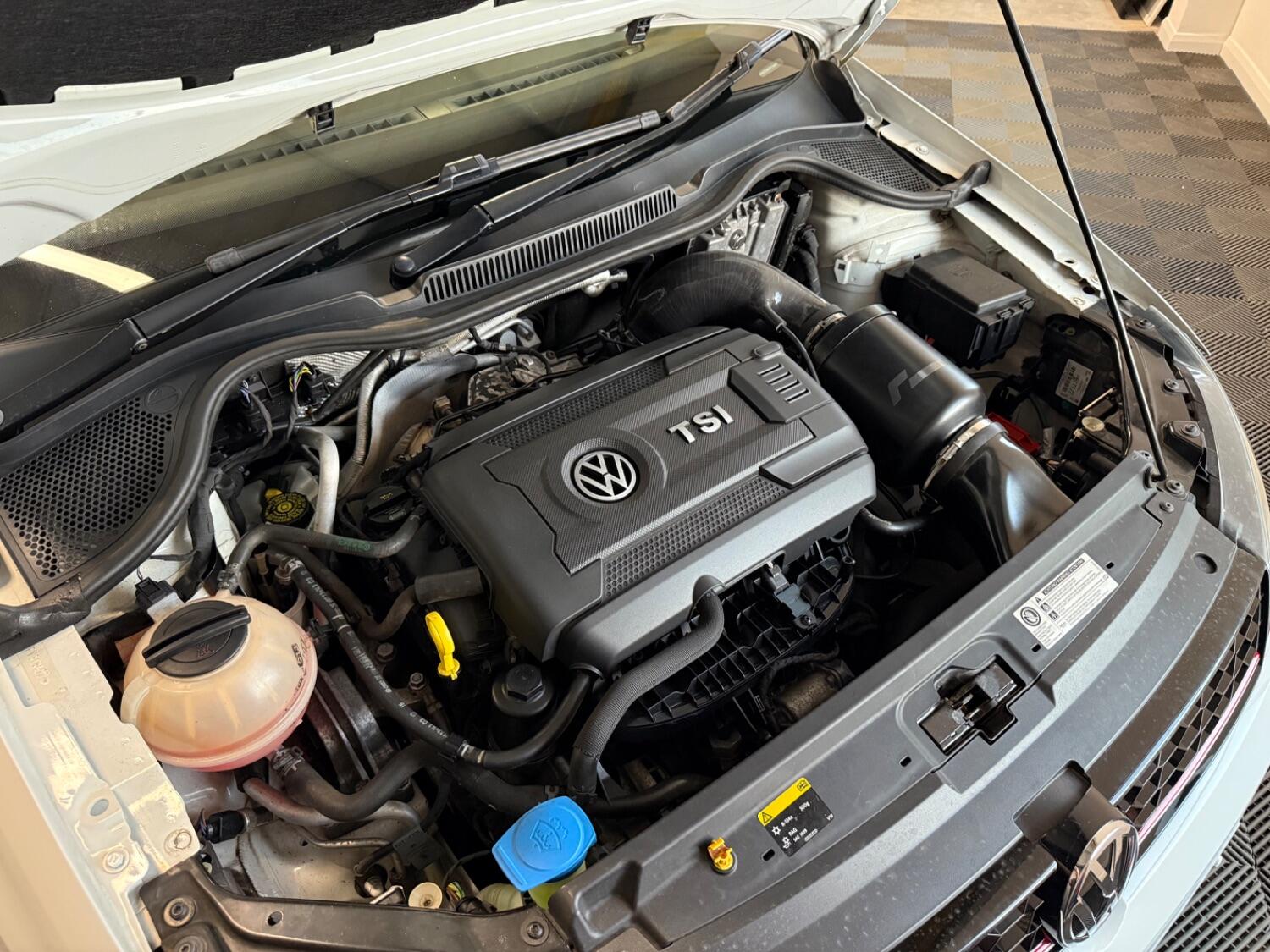 Used Volkswagen Polo 2015 for sale - 76605924: Photo 43