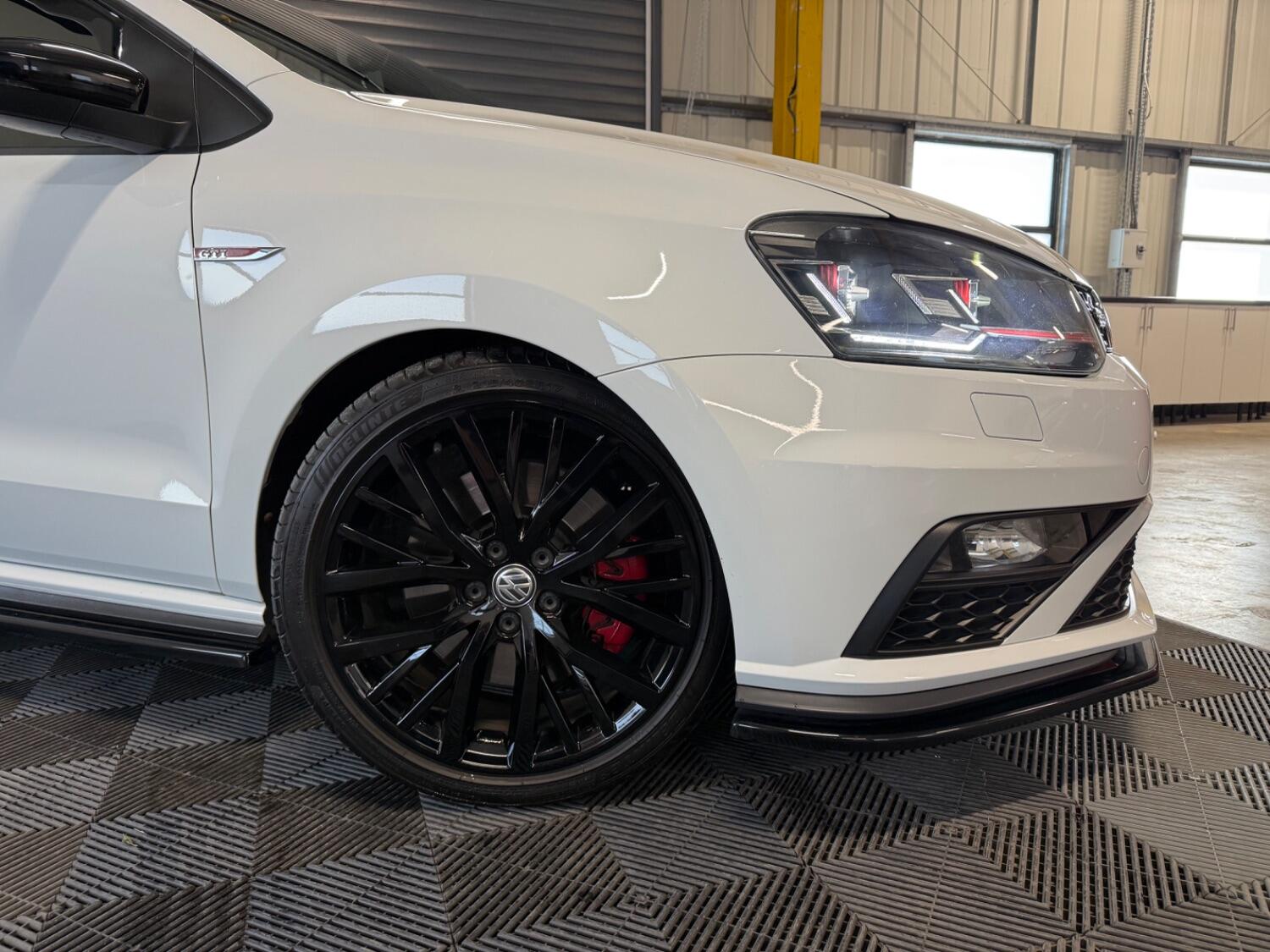 Used Volkswagen Polo 2015 for sale - 76605924: Photo 7