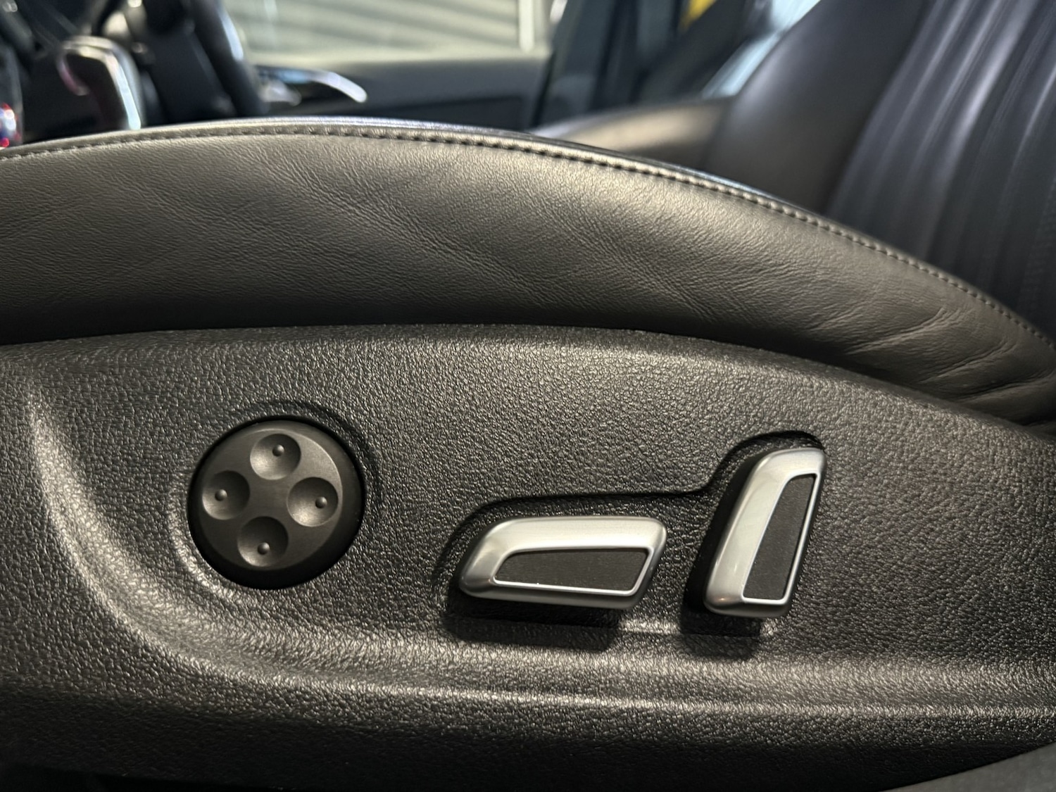 Used Audi A6 2017 for sale - 77011762: Photo 32