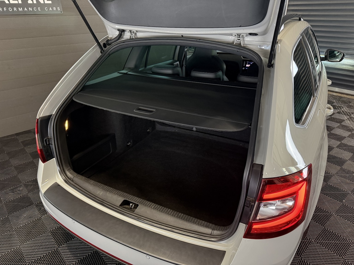 Used Skoda Octavia 2018 for sale - 77622533: Photo 49