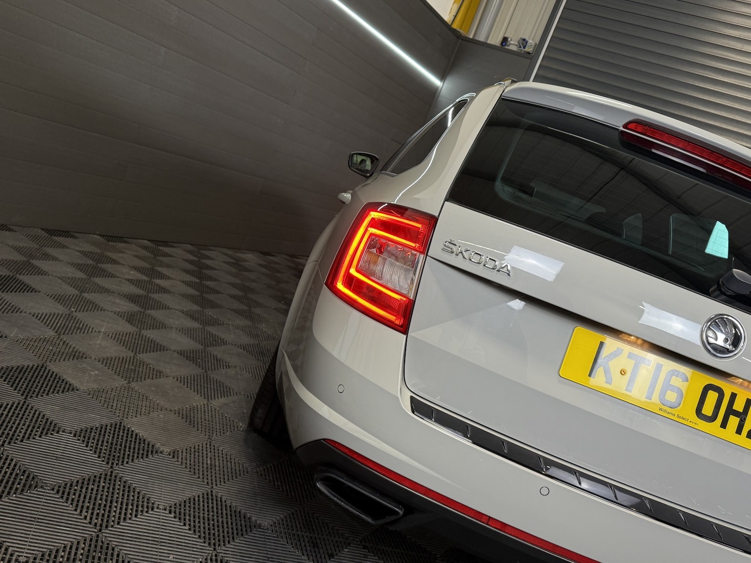 Used Skoda Octavia 2016 for sale - 77431385: Photo 17