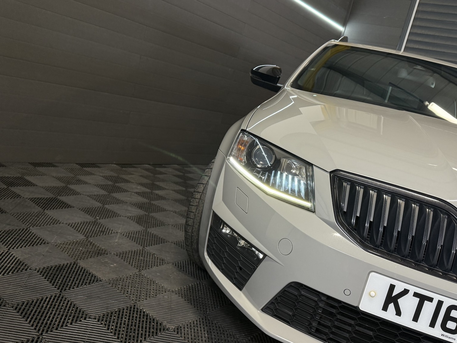 Used Skoda Octavia 2016 for sale - 77431385: Photo 9