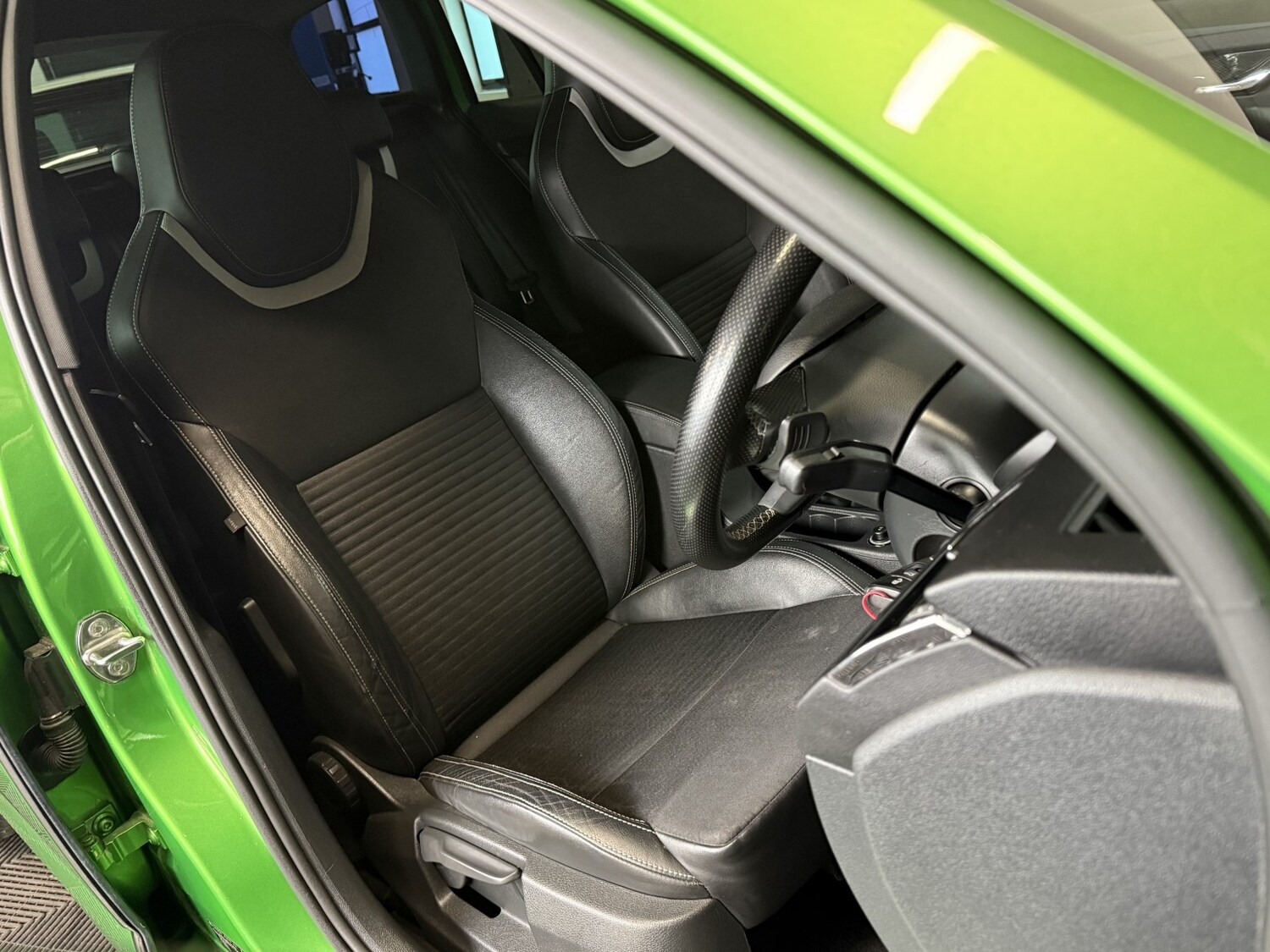 Used Skoda Octavia 2015 for sale - 77758974: Photo 32