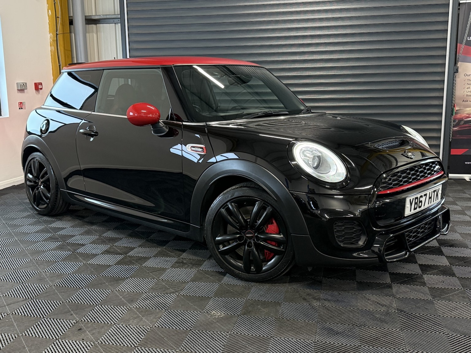 Used MINI Hatch 2017 for sale - 76605963: Photo 1