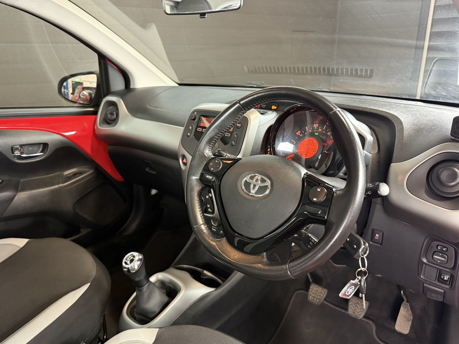 Used Toyota AYGO 2018 for sale - 78182854: Photo 16