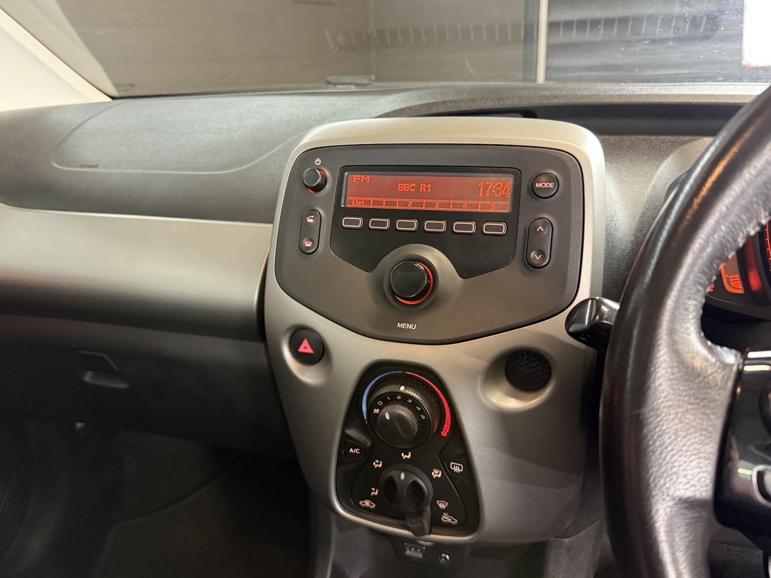 Used Toyota AYGO 2018 for sale - 78182854: Photo 19