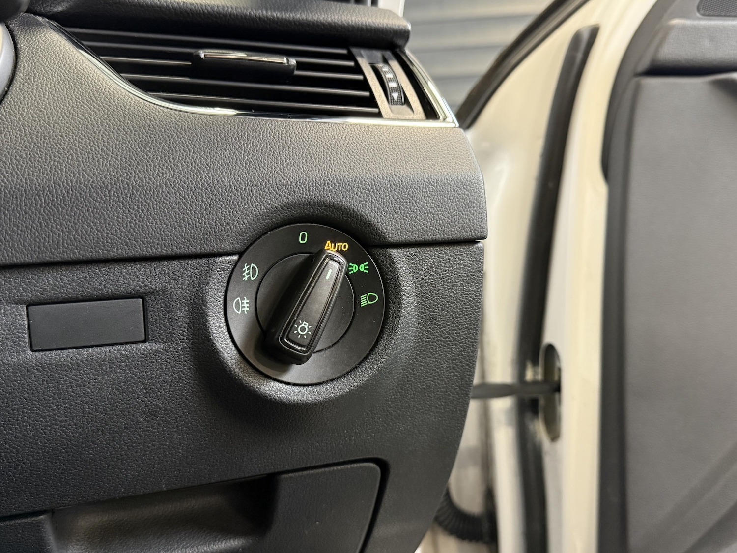 Used Skoda Octavia 2015 for sale - 77417211: Photo 30