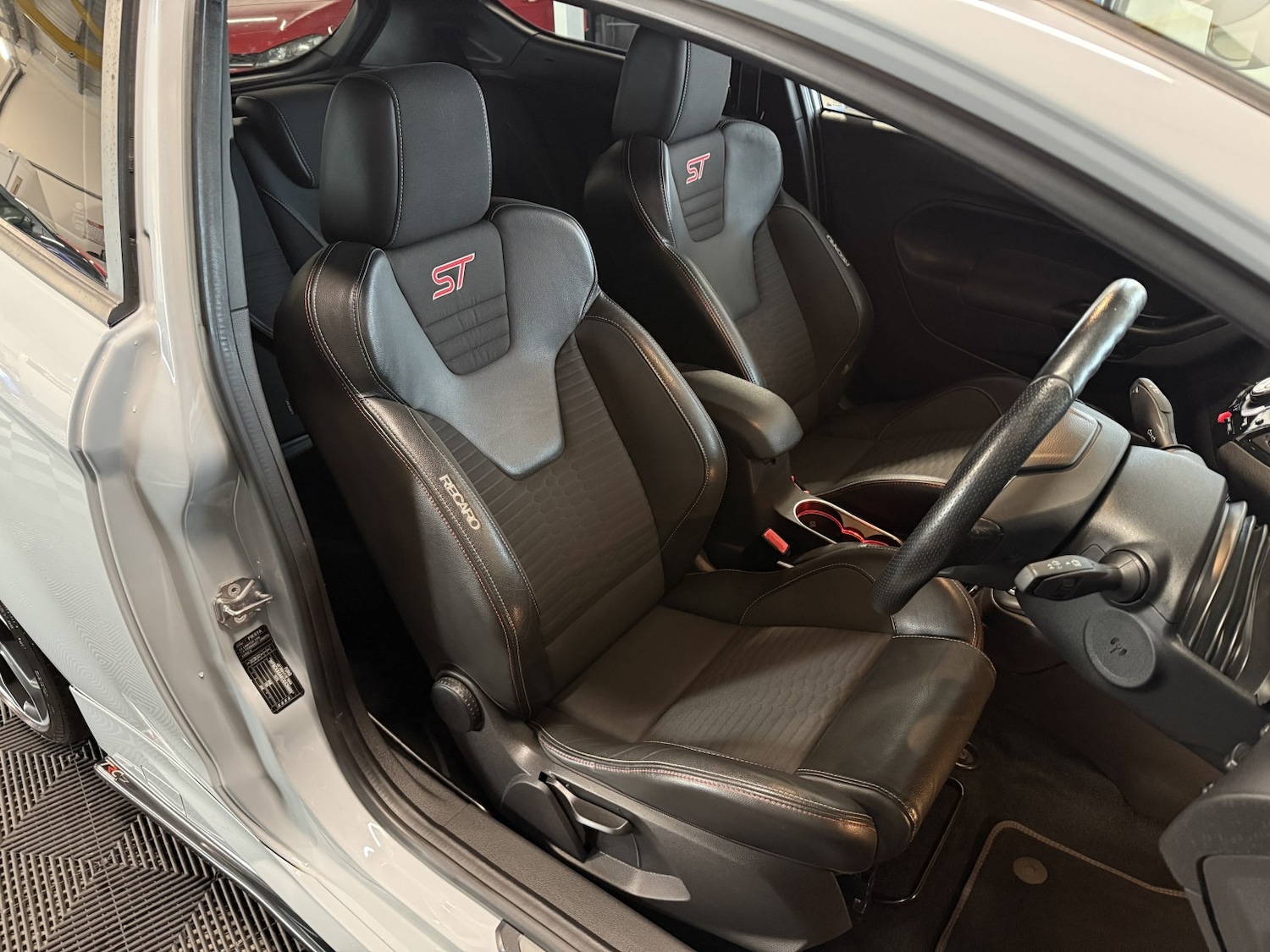 Used Ford Fiesta 2017 for sale - 77201191: Photo 34