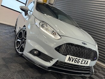 Used Ford Fiesta 2017 for sale - 77201191: Photo